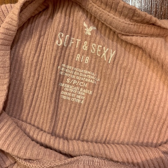 American Eagle Tank Top - Picture 3 of 4